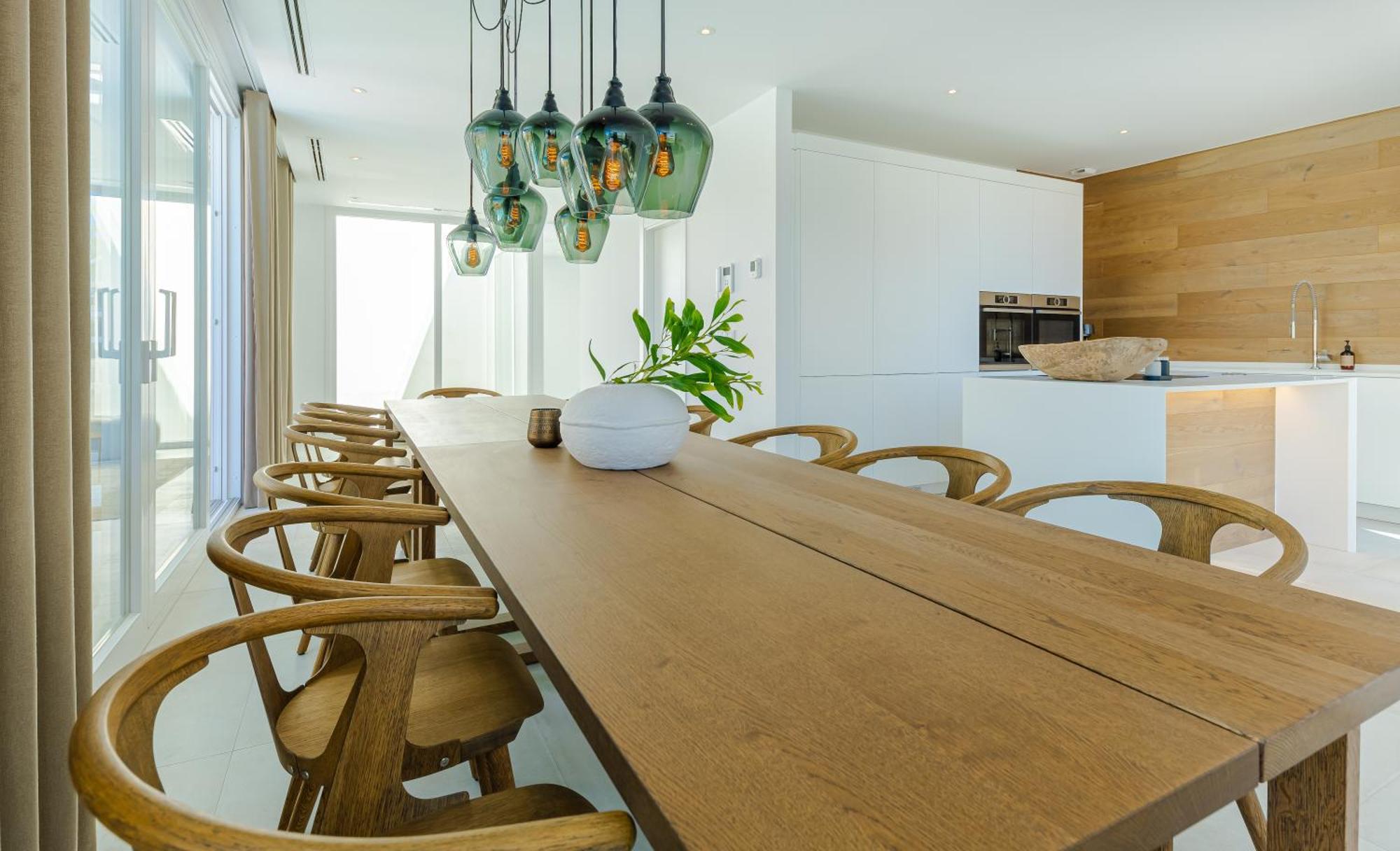 Modern With Heated Pool, Gym & Cinema Villa
